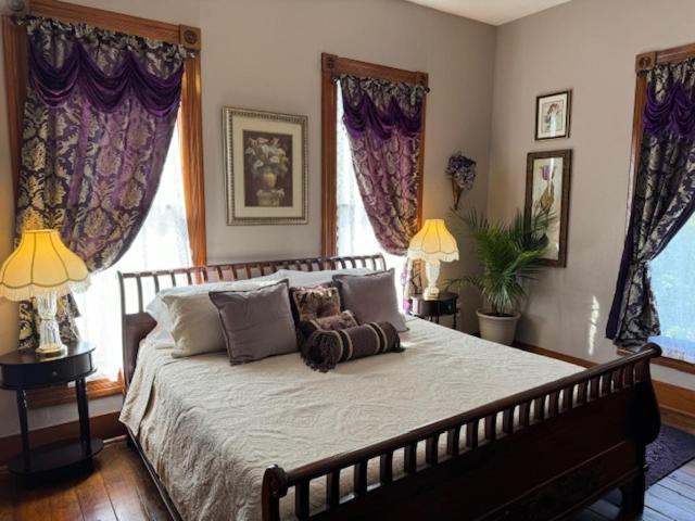 Woodbine Inn And Restaurant Madisonville Екстериор снимка