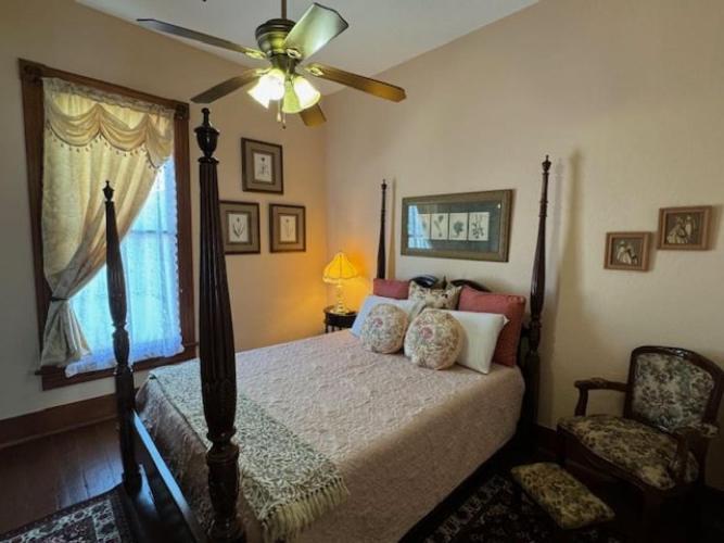 Woodbine Inn And Restaurant Madisonville Екстериор снимка