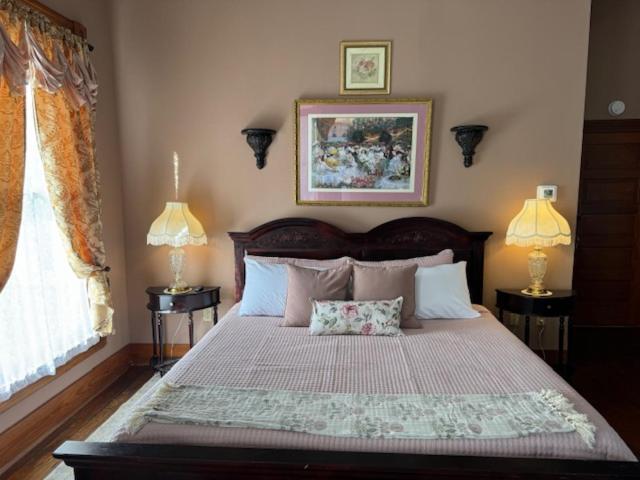 Woodbine Inn And Restaurant Madisonville Екстериор снимка