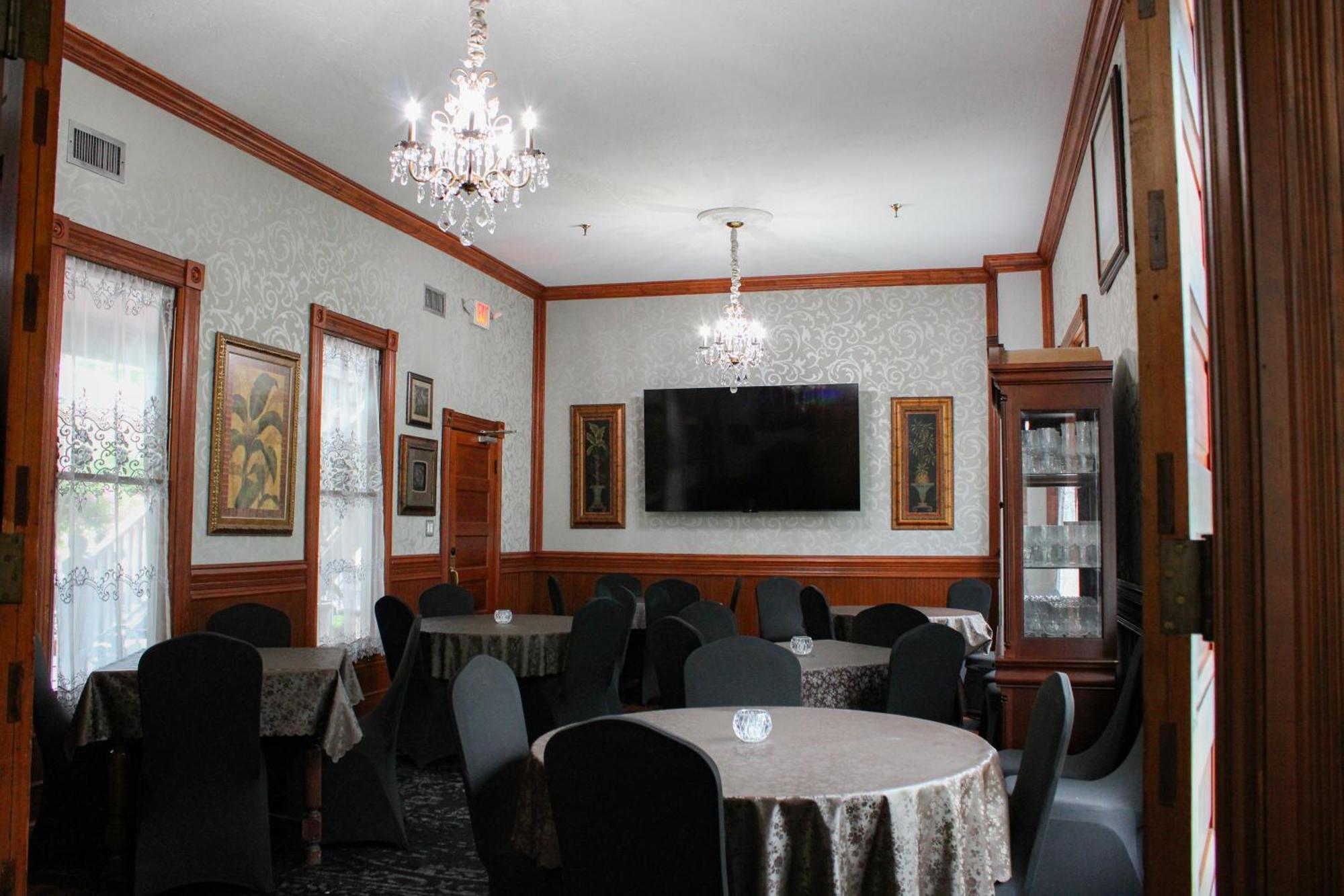 Woodbine Inn And Restaurant Madisonville Екстериор снимка