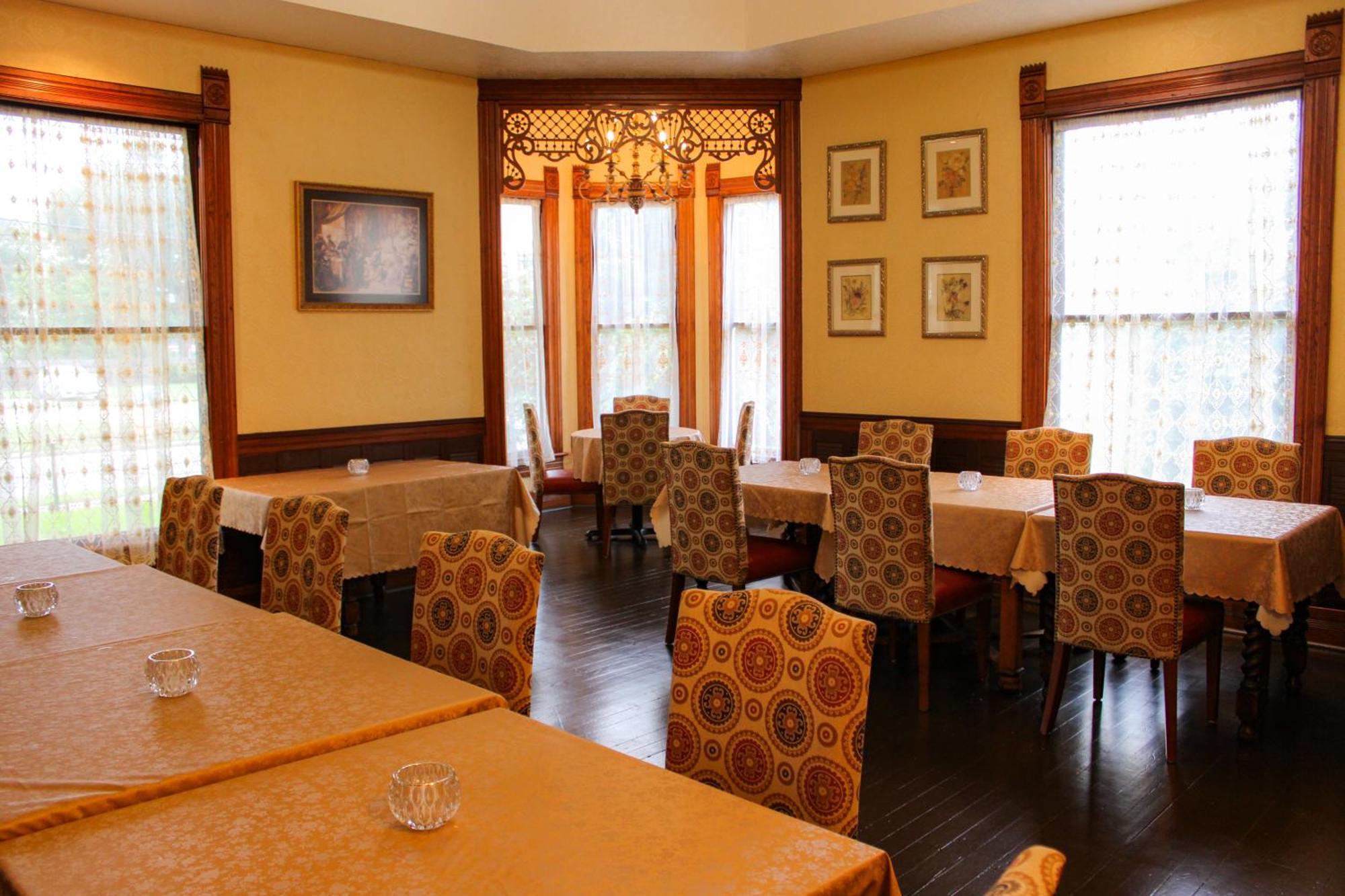 Woodbine Inn And Restaurant Madisonville Екстериор снимка